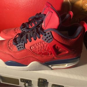 Jordan 4 fiba